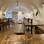 Statek Derava Bota Διαμέρισμα