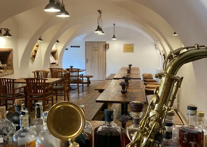 Statek Derava Bota Benesov nad Cernou